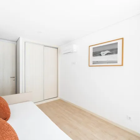 Big Waves Retreat - By Nest & Co Nazaré